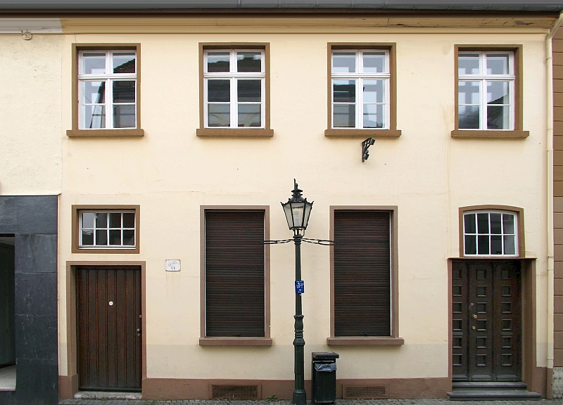 Datei:Ellenstrasse Markt 7 2013.jpg