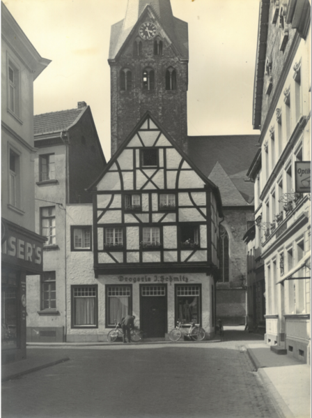 Datei:Drogerie Schmitz und Kaisers.png