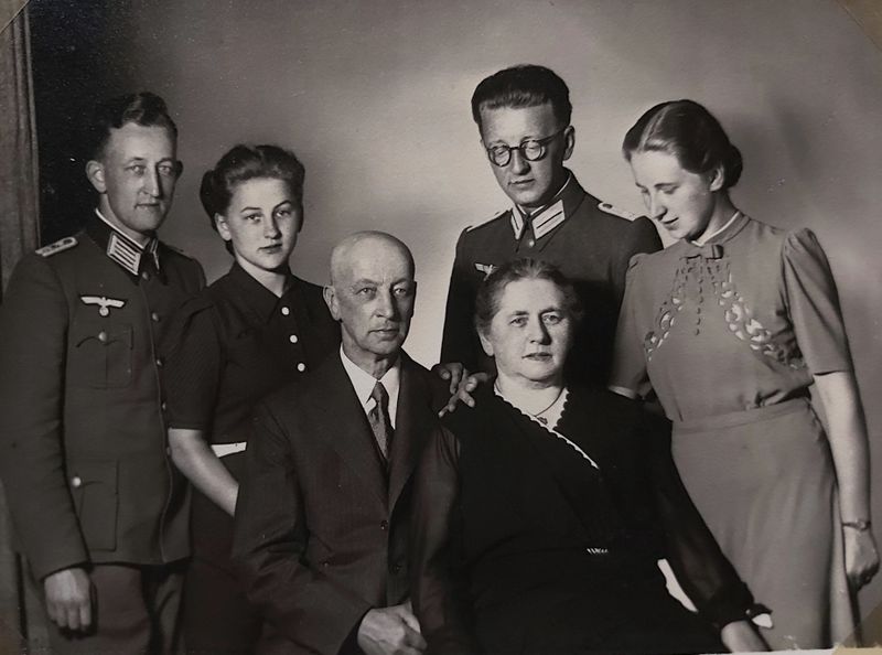 Datei:Familie Franz Hamm.jpg