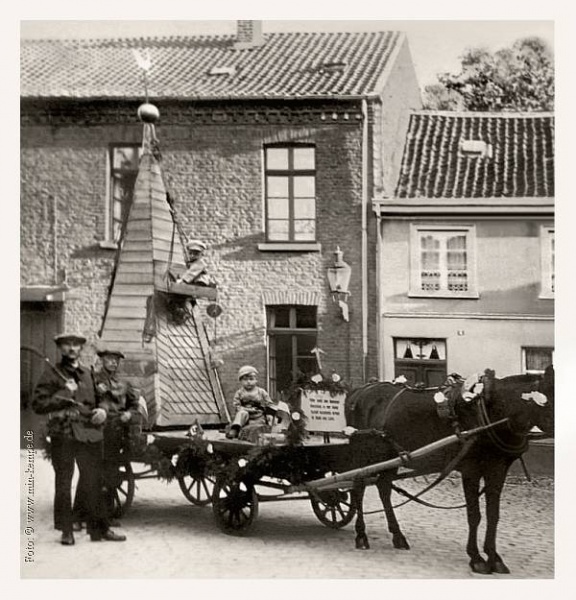Datei:Gihla--handwerkerwagen.jpg