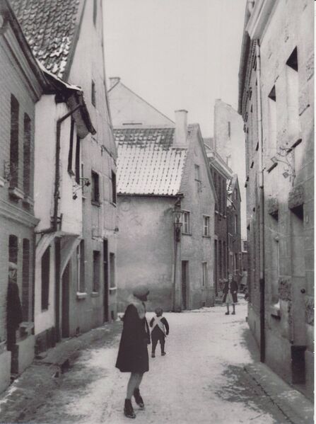 Datei:Oelstr. 3 ganz rechts.JPG