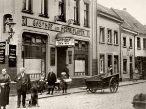 Peterstr 20 um 1920.jpg