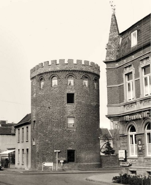 Datei:Peterturm 1970.jpg