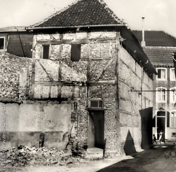 Datei:Et Kempesche Huus Rückfront.jpg