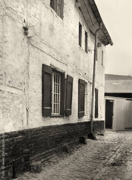 Datei:Gasse Kilders Engerstraße.jpg