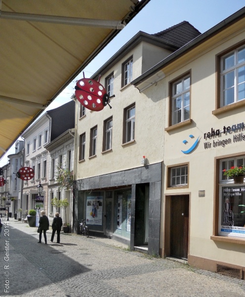 Datei:Ellenrstr 40-41 Mai 2014.jpg