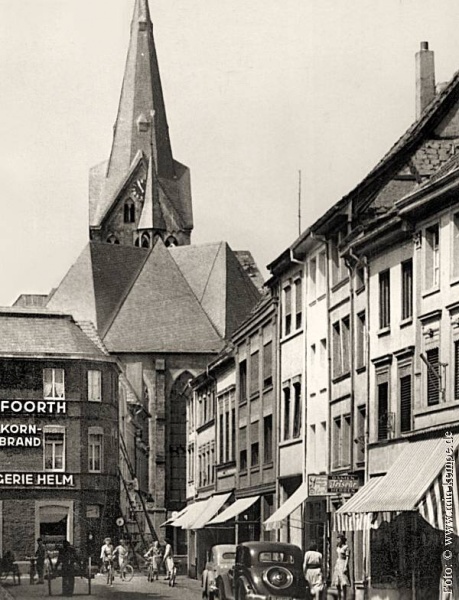 Datei:Engerstrasse Mitte 50er Jahre.jpg