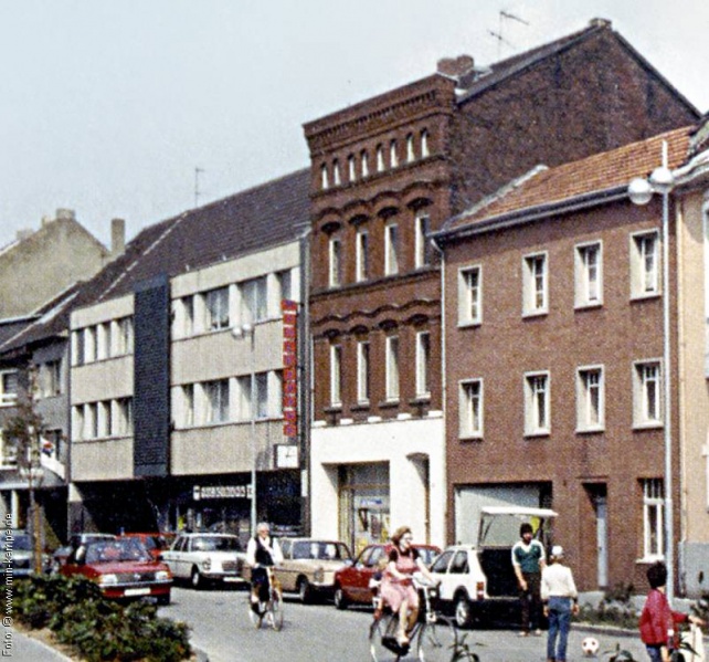 Datei:Burgstr 10-13 1980.jpg