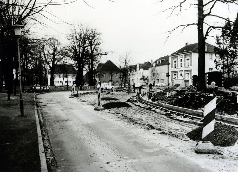 Datei:Burgring Neubau 70ziger Jahre.jpg