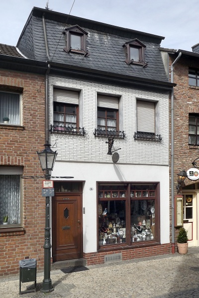 Datei:Ellenstrasse 34 2013.jpg