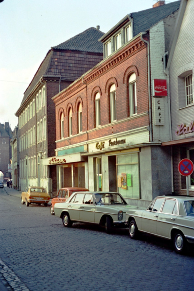 Datei:Kuhstraße Thissen und Peerbooms.png