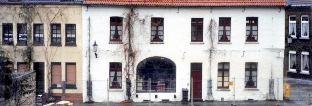 Moosgasse mit Bauzaun.jpg