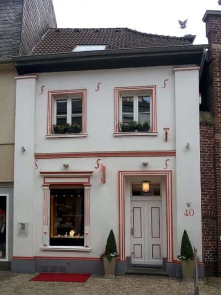 Datei:Peterstraße 40 2014.jpg