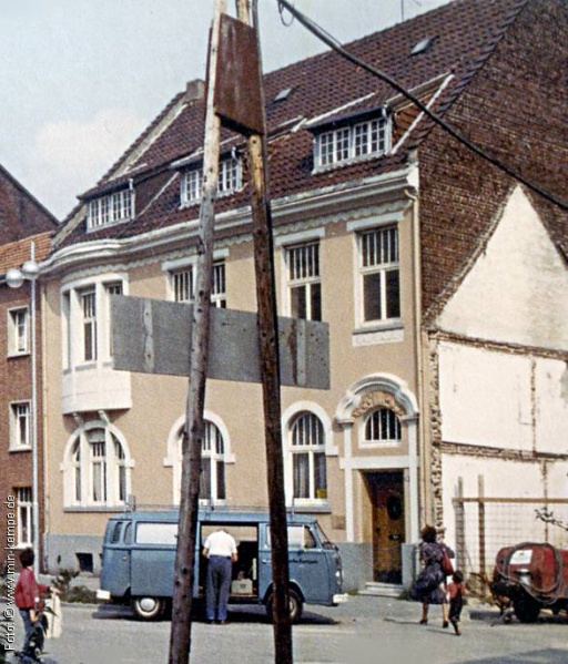 Datei:Haus Ledschbor 1980.jpg
