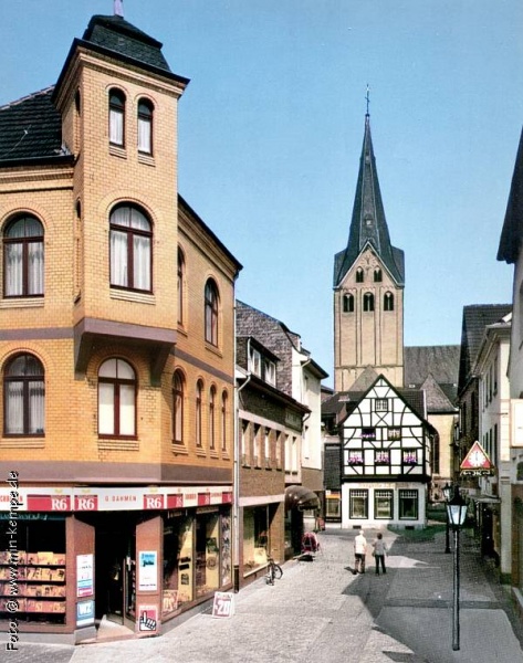 Datei:Peterstrasse-vanschlun-80er-color.jpg